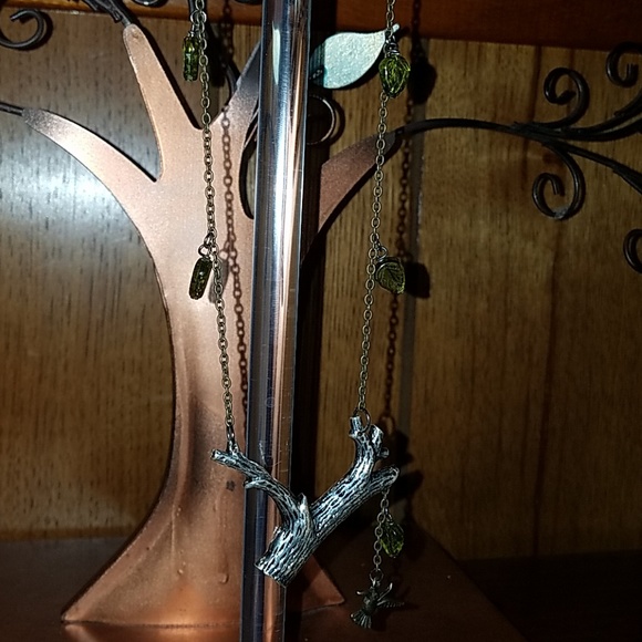 Handmade tree pendant necklace - Picture 4 of 8